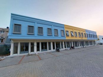 Ruko Maggiore Grande Hoek, Hadap Simpang,perbatasan Gading Serpong BSD