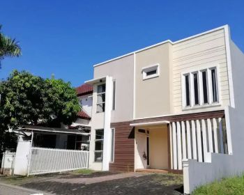 RUMAH KOS CITRALAND LOKASI STRATEGIS DEKAT KAMPUS SEKOLAH CIPUTRA UC