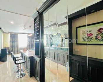Sewa Apart Vue Ciputra World 2 BR Lt 12 Mewah Maskulin Furnished