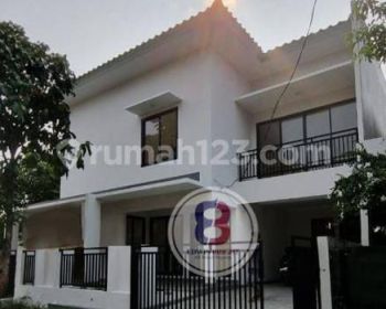 Rumah baru siap huni hoek di sektor 5 bintaro jaya pisok dekat stan