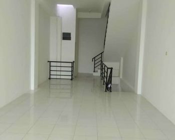 Disewa Ruko Gandeng di Pos Pengumben Kebon Jeruk Jakarta Barat