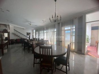 Sewa Apartemen Grand Sungkono Lagoon Mayjend Sungkono