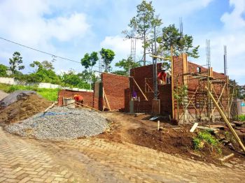 Tanah unggulan Singosari di wisata