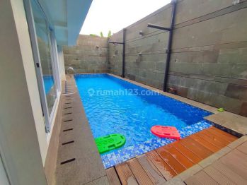 Rumah Mewah With Pool di Komplek Elite Pondok Kelapa