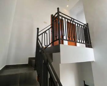 DIJUAL RUMAH BARU MODERN DI BATU BULAN GIANYAR