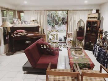 Rumah Luas Row Jalan Depan Rumah Lebar Ada Halaman Belakang Luas