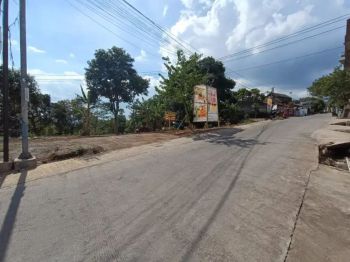 Kavling pinggir jalan