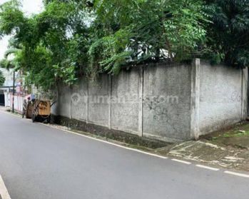 di Jl Bangka X , Kemang Jakarta Selatan, Jakarta Selatan