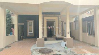 Rumah 2 lantai Bagus siap huni Valencia Graha Raya Bintaro Jaya