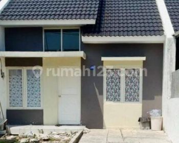Rumah di Green Mansion Banjar Kemuning SHM