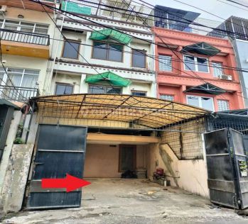 Ruko Usaha 62 m2 @ Kebon Jeruk Gajah Mada