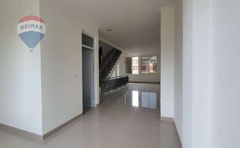 Disewa Ruko La Riviera Brand New Hoek 2 Muka PIK 2