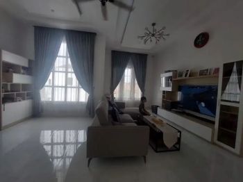 Dijual townhouse mewah full furnished demang lebar daun Palembang