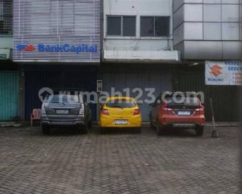Disewakan Ruko 4x17m2 3,5 Lantai Daan Mogot