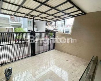 For Sale Rumah green Garden High Ceiling 4 Meter Row Jln 3 Mobil