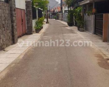 Rumah di Grinting, Jakarta Selatan