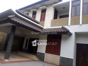 Rumah di Triloka Pancoran Seberang Hotel Bidakara RSA062101