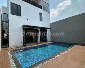 Kemang Jakarta Selatan Rumah Modern Dalam Townhouse
