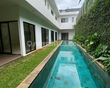 Hunian Idaman Sewa Rumah Mewah, Private Pool di Cipete Jaksel