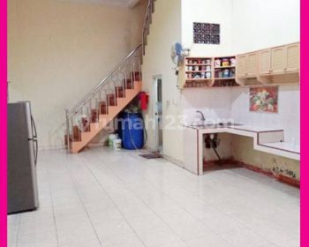 Dhyana Disewa Rumah Uk 9x12m di Jelambar