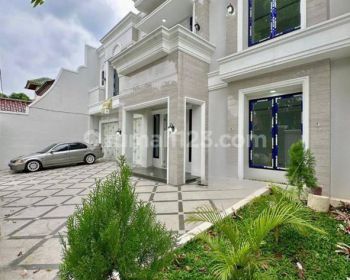 Rumah Baru American Classic Di Tebet Lingkungan Bagus Jalal Lebar