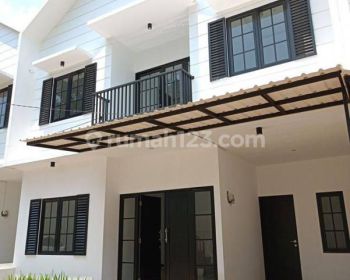 Brand new house  dan siap huni dalam cluster dekat Permata sektor 9 Bintaro