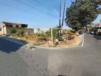 Tanah Hook Strategis Lingkungan Ramai Ngabeyan Karatasura