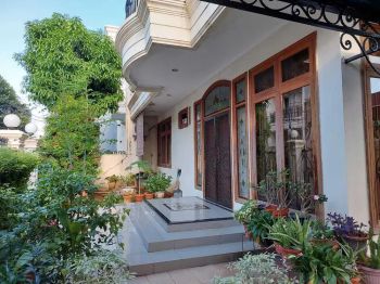 Dijual Rumah 3 Lantai Semi Furnish di Sunter Jakarta Utara