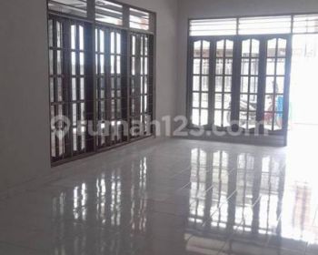 Rumah di Grinting, Jakarta Selatan