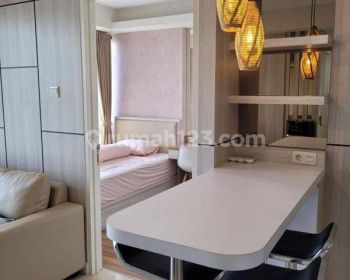 Disewakan Apartemen 3 Kamar Tidur Bagus Furnished Landmark Residence
