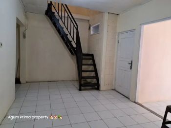 Di sewakan rumah siap pakai dalam komplek perumnas antapani