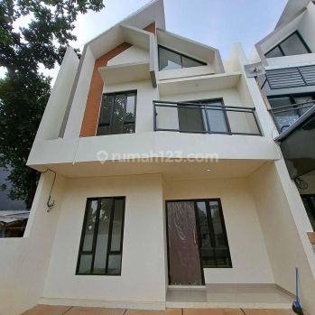 Dijual Rumah Baru 2 Lantai Harga Miring Bebas Biaya2