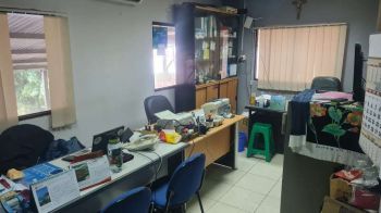 Gudang 3.315m² Jalan Raya Narogong Cibubur bisa kontener