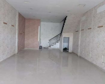 Cocok buat kantor parkir luas dekat pintu tol di Kahuripan sidoarjo