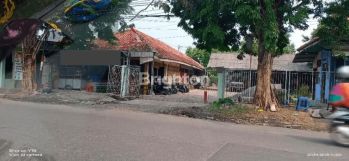 tanah & bangunan raya jelidro dekat pakuwon mall, dekat manukan, dekat gwalk