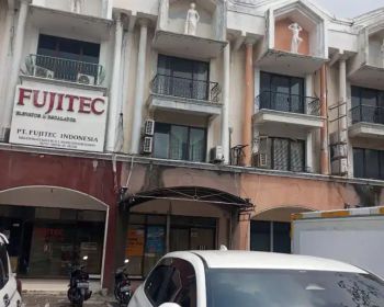 Ruko Rich palace mayjend sungkono di bawah harga wajar