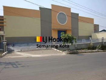 Over sewa kios warkop/Warmindo dan es campur