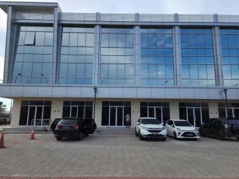 Dijual Ruko La Riviera PIK2 uk 4,5x15 3 Lantai Unfurnish