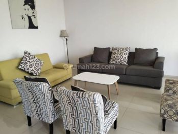 Rumah Disewa Bangunan Besar Dan Bagus di Dago Resort