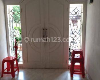 Rumah Hook Siap Huni, dan Taman yang luas @ BSD