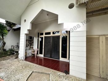Rumah Super Luas Full Furnished di Fortunia Residence Baru Renovasi