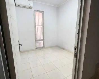 DISEWAKAN RUMAH DI BOSTON VILLAGE PARAMOUNT LAND GADING SERPONG