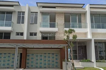 Disewakan Murah Rumah Pik 2 10x25 View Danau 183jt Th Nego