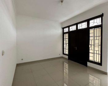 Dijual KANDANG (Kantor dan Gudang)