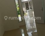 thumbnail-9542-rumah-minimalis-dalam-cluster-bintaro-sektor-9-shm-siap-huni-5