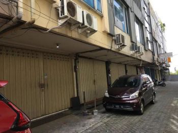 Ruko 3 Lantai Di HR Muhammad Surabaya Barat