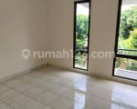 thumbnail-disewakan-rumah-2-lantai-kt-31-di-bsd-2