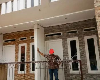 Dikontrakkan rumah tingkat minimalis