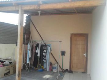 DISEWAKAN RUMAH, BERSIH, LINGKUNGAN RAMAH, LUAS, SIAP HUNI