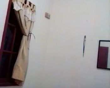 Kost AC include listrik